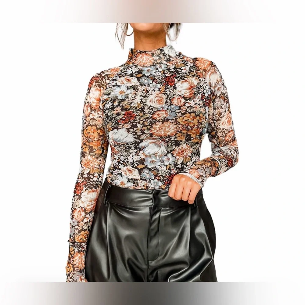 Floral Long Sleeve Mesh Top size Small 🌸 - Picture 2 of 6
